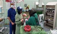 خارج کردن توده 2500 گرمی از بدن یک خانم در بیمارستان امام رضا (ع) شهرستان کبود راهنگ