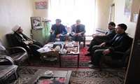 دیدار مدیر شبکه بهداشت و درمان به همراه جممعی از مسئولین با امام جمعه شهرستان کبودراهنگ 